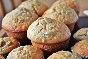 Honey-Oat mini and normal size muffins